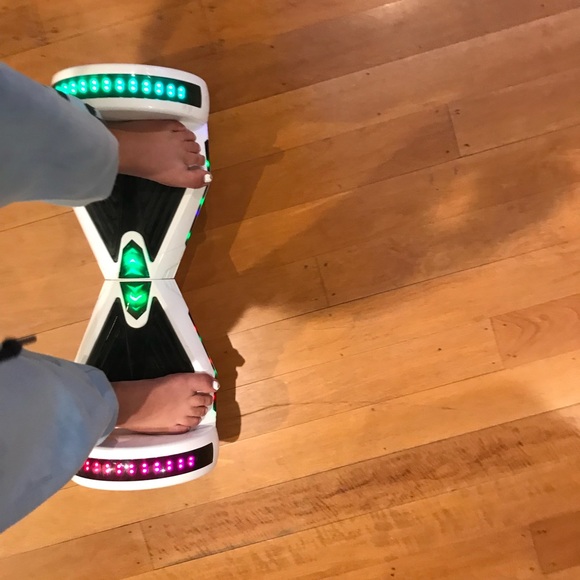 Hover board - Picture 2 of 3